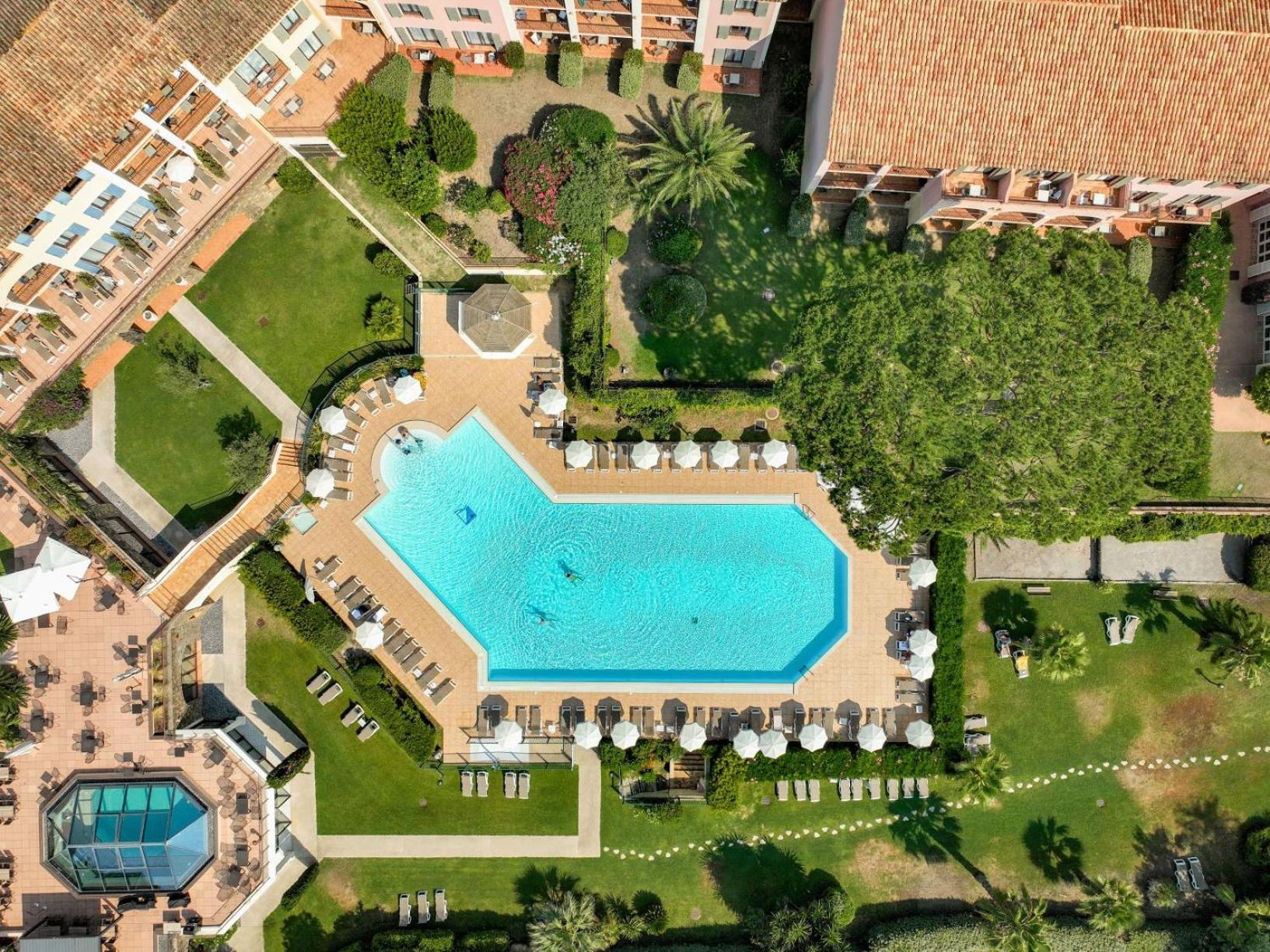 HÔTEL LES JARDINS DE SAINTE-MAXIME 3* (França) - de € 118 | BOOKED